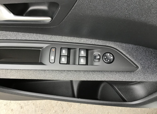 Peugeot 3008 Puretech 130ch S&S BVM6 Active