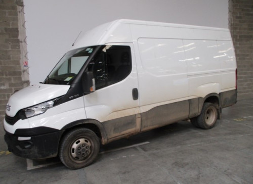 IVECO DAILY FOURGON Nouveau FGN 35 C 14 V12 H2 QUAD-TOR BVM6