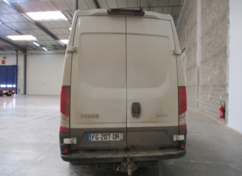 IVECO DAILY FOURGON Nouveau FGN 35 C 14 V12 H2 QUAD-TOR BVM6