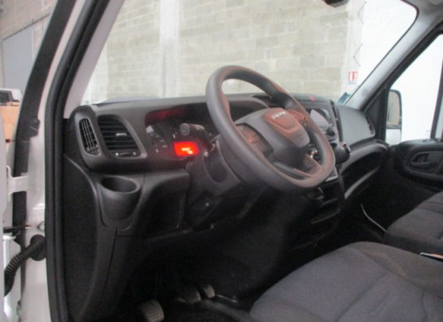 IVECO DAILY CHASSIS CABINE CAB 35 C 16 EMP 4100 QUAD-LEAF BVM6