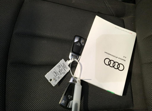 Audi A4 AVANT BUSINESS 40 TDI 190 S tronic 7 Quattro Business Line