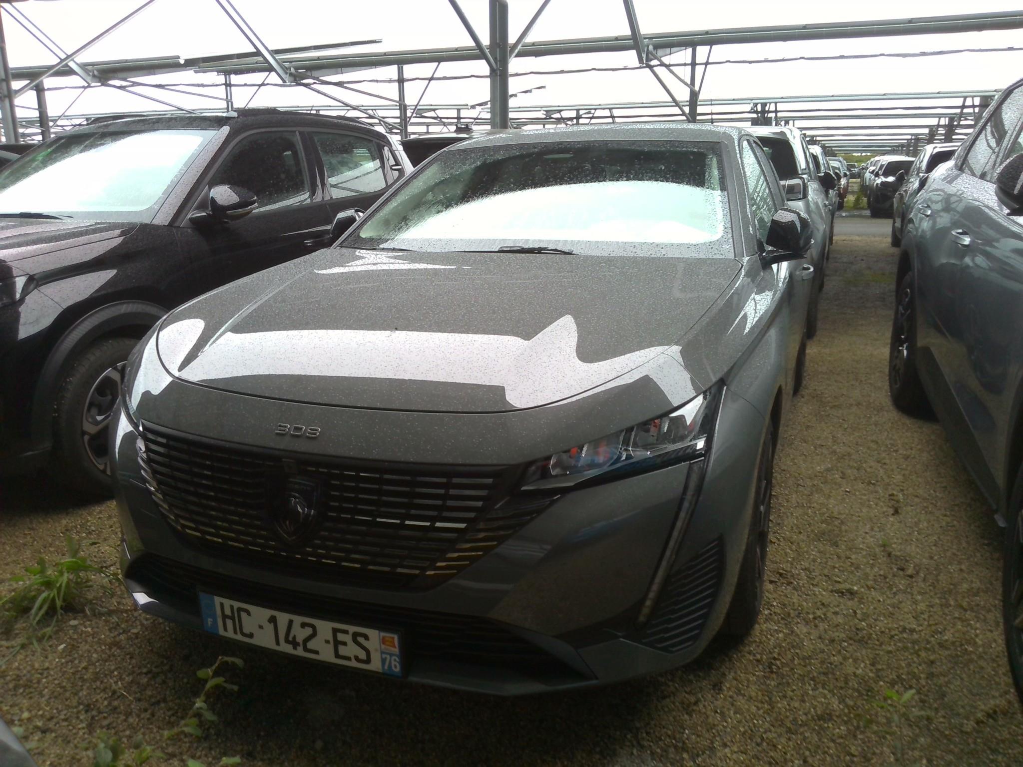 PEUGEOT 308