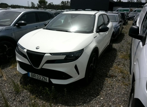 Alfa Romeo JUNIOR Nouveau 1.2 Ibrida 136 ch eDCT6 Speciale