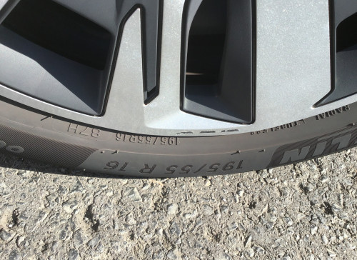 Peugeot 208 PureTech 100 S&S BVM6 Active