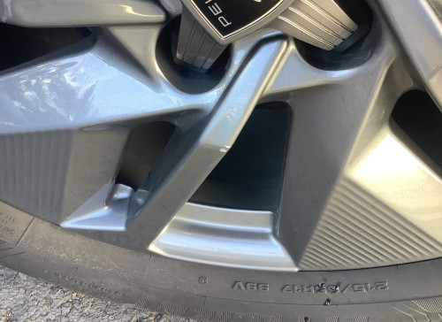 Peugeot 408 Hybrid 136 e-DCS6 Allure