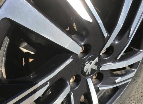 Peugeot 208 PureTech 100 S&S BVM6 Allure