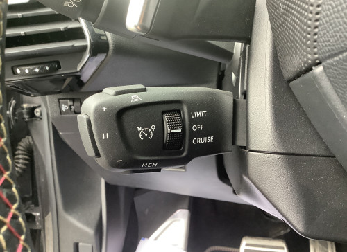 DS DS 7 Nouveau BlueHDi 130 EAT8 Performance Line