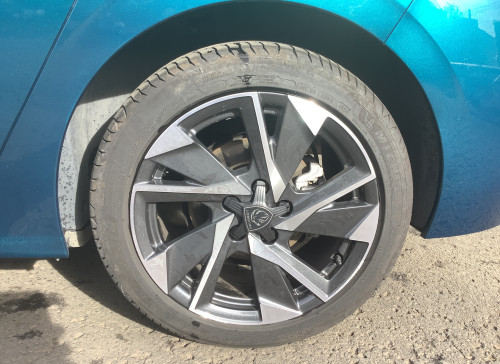 Peugeot 308 Nouvelle BlueHDi 130ch S&S EAT8 Allure