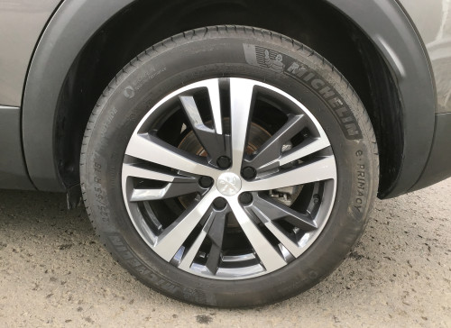Peugeot 3008 BlueHDi 130ch S&S EAT8 Allure Pack