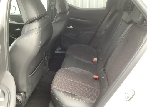 DS DS 3 Nouveau PureTech 130 EAT8 Performance Line