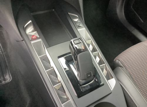 DS DS 3 Nouveau PureTech 130 EAT8 Performance Line