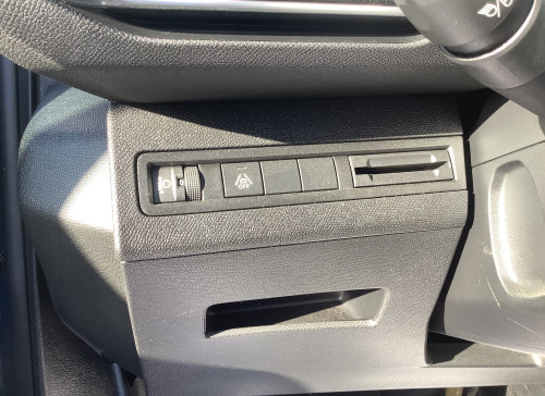 Peugeot 3008 BlueHDi 130ch S&S EAT8 Allure Pack