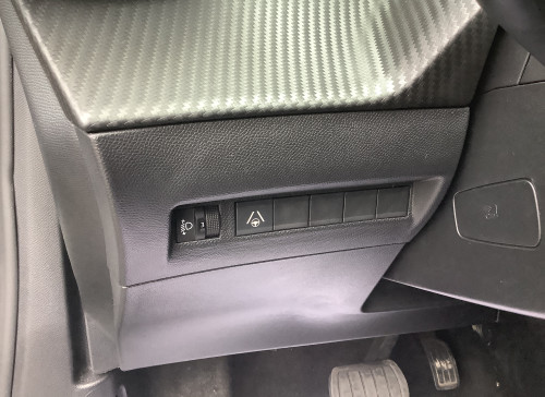 Peugeot 2008 Nouveau Hybrid 136 e-DCS6 Allure
