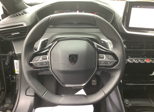 Peugeot 2008 Nouveau Hybrid 136 e-DCS6 Allure