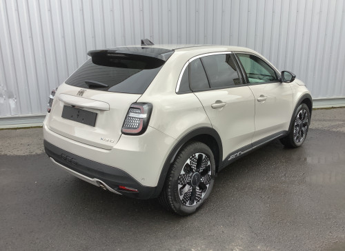 Fiat 600 Nouvelle T-Gen 3 1.2 Hybrid 110ch eDCT6 La Prima