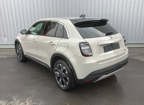 Fiat 600 Nouvelle T-Gen 3 1.2 Hybrid 110ch eDCT6 La Prima