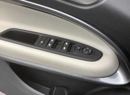 Fiat 600 Nouvelle T-Gen 3 1.2 Hybrid 110ch eDCT6 La Prima