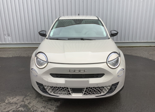 Fiat 600 Nouvelle T-Gen 3 1.2 Hybrid 110ch eDCT6 La Prima