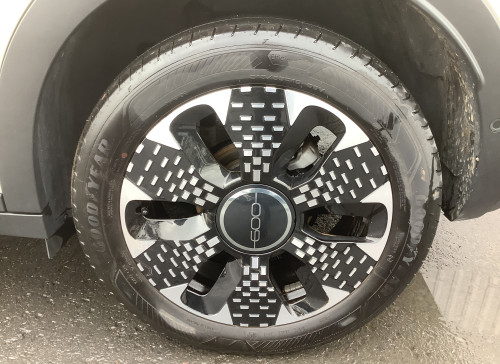 Fiat 600 Nouvelle T-Gen 3 1.2 Hybrid 110ch eDCT6 La Prima