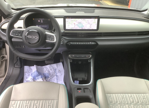 Fiat 600 Nouvelle T-Gen 3 1.2 Hybrid 110ch eDCT6 La Prima