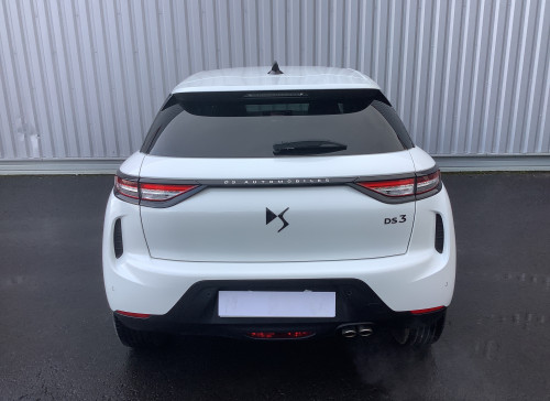 DS DS 3 Nouveau PureTech 130 EAT8 Performance Line