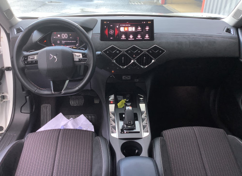 DS DS 3 Nouveau PureTech 130 EAT8 Performance Line