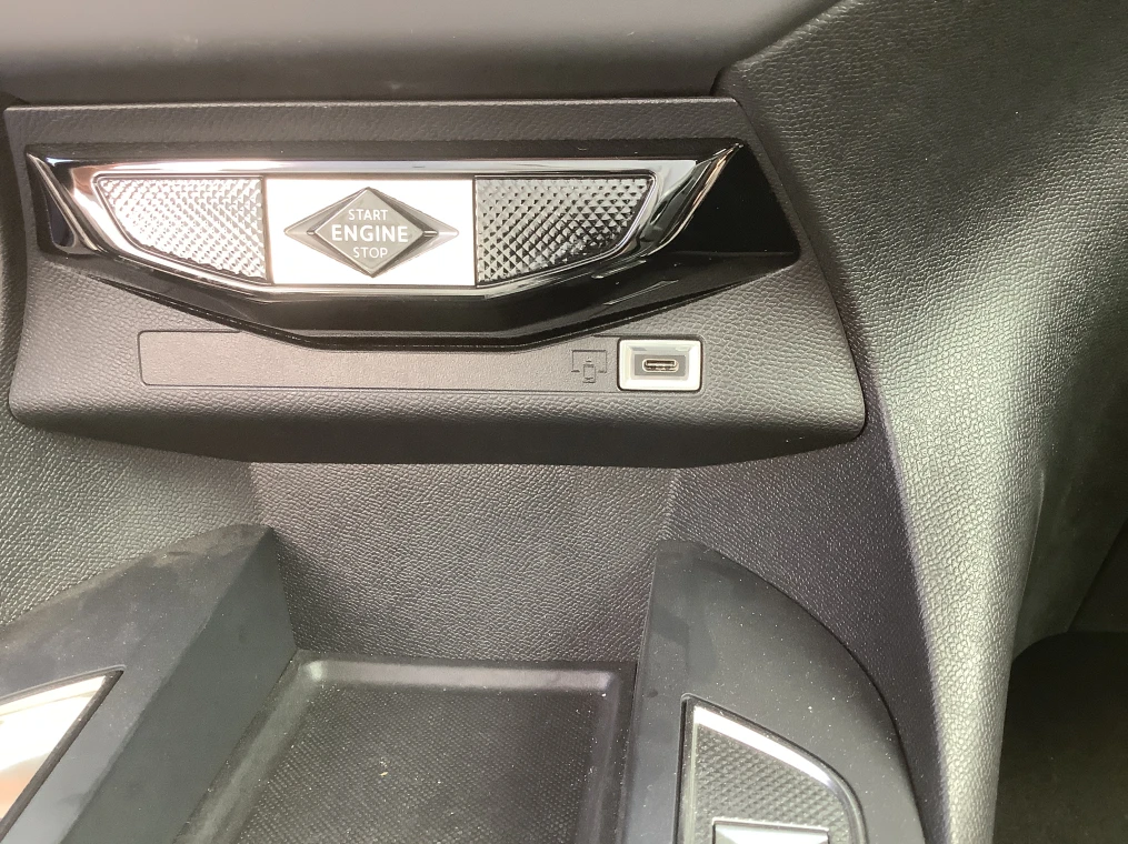 DS DS 3 PureTech 100 BVM6 Performance Line