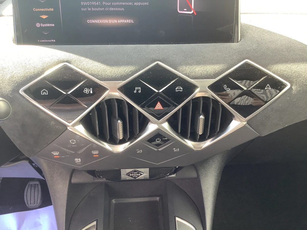 DS DS 3 PureTech 100 BVM6 Performance Line