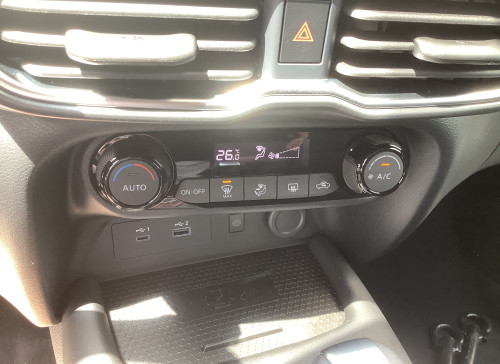 Nissan JUKE Nouveau HYBRID 143 N-Connecta