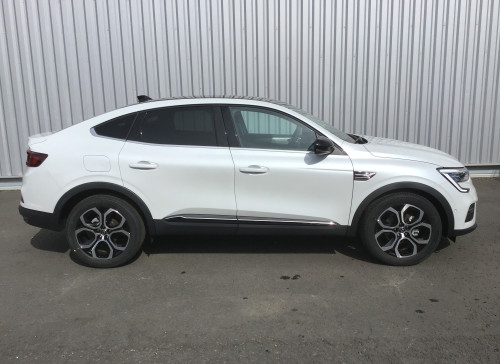 Renault ARKANA E-Tech 145 - 21B Intens