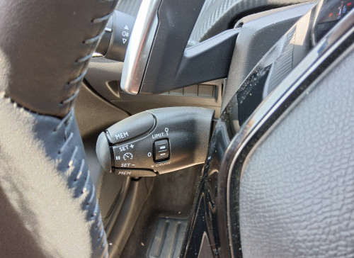 Peugeot 208 Nouvelle Hybrid 100 e-DCS6 Allure