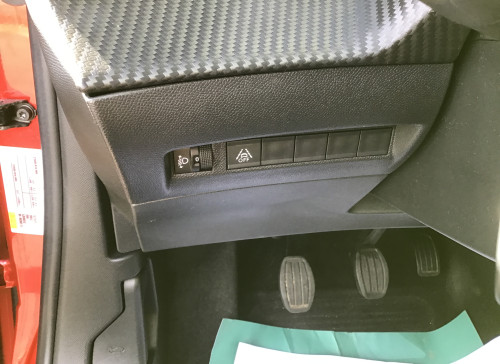 Peugeot 2008 PureTech 100 S&S BVM6 Active