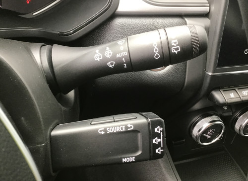 Renault CAPTUR mild hybrid 140 EDC Techno