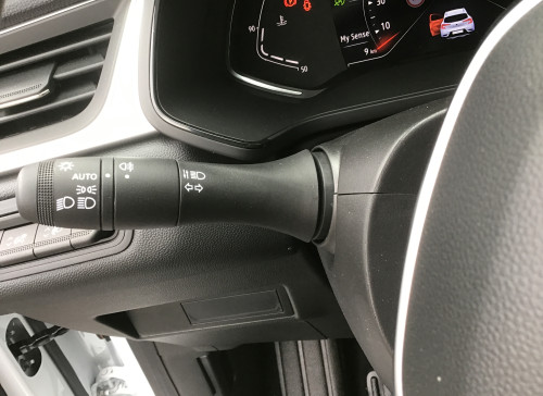Renault CAPTUR mild hybrid 140 EDC Techno