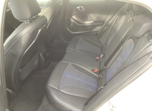 BMW SERIE 1 F40 118d 150 ch BVA8 M Sport