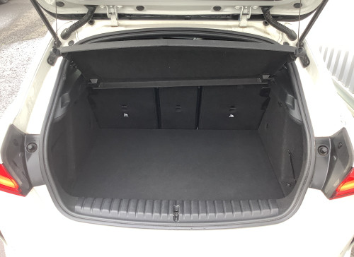 BMW SERIE 1 F40 118d 150 ch BVA8 M Sport