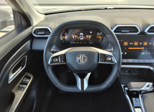 MG ZS Nouveau 1.5 L Hybrid+ 197 ch Luxury