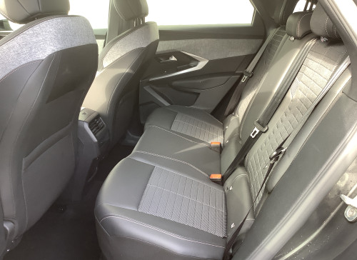 Peugeot 3008 Nouveau Hybrid 136 e-DCS6 Allure