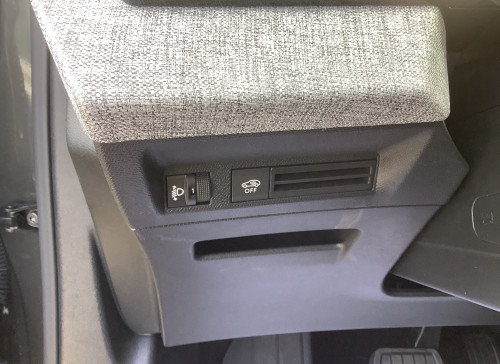 Peugeot 3008 Nouveau Hybrid 136 e-DCS6 Allure