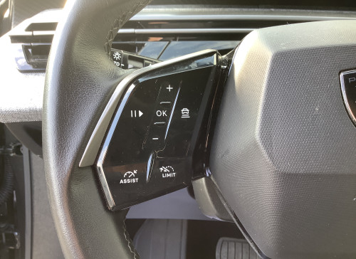 Peugeot 3008 Nouveau Hybrid 136 e-DCS6 Allure