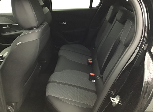 Peugeot 208 Nouvelle Hybrid 136 e-DCS6 Allure