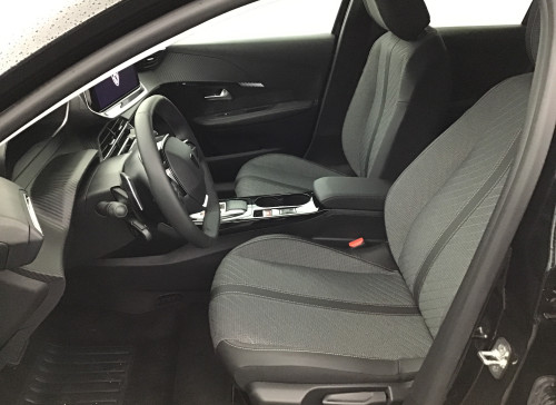 Peugeot 208 Nouvelle Hybrid 136 e-DCS6 Allure