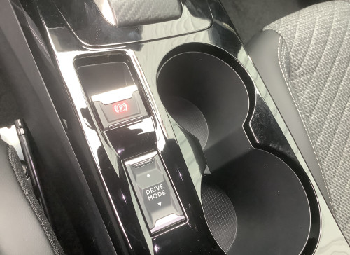 Peugeot 2008 Nouveau Hybrid 145 e-DCS6 Allure