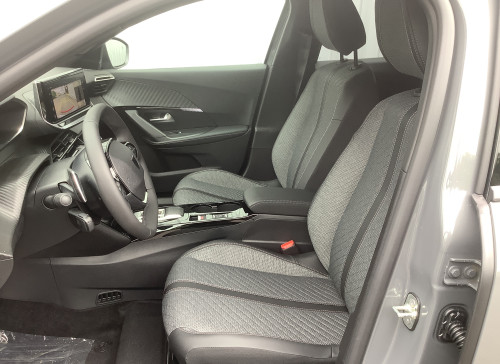Peugeot 2008 Nouveau Hybrid 145 e-DCS6 Allure