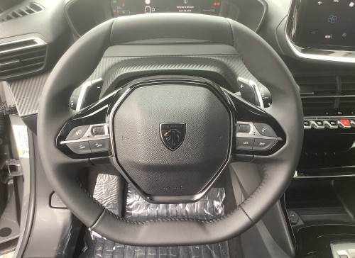 Peugeot 2008 Nouveau Hybrid 145 e-DCS6 Allure