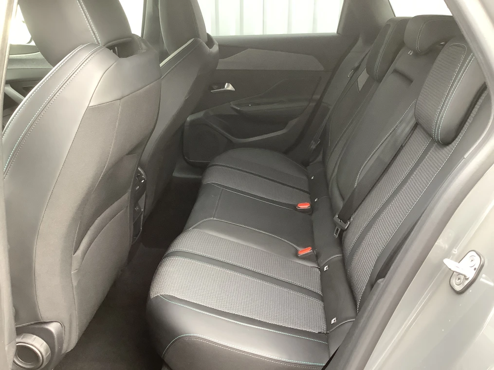 Peugeot 308 SW Hybrid 145 e-DCS6 Allure