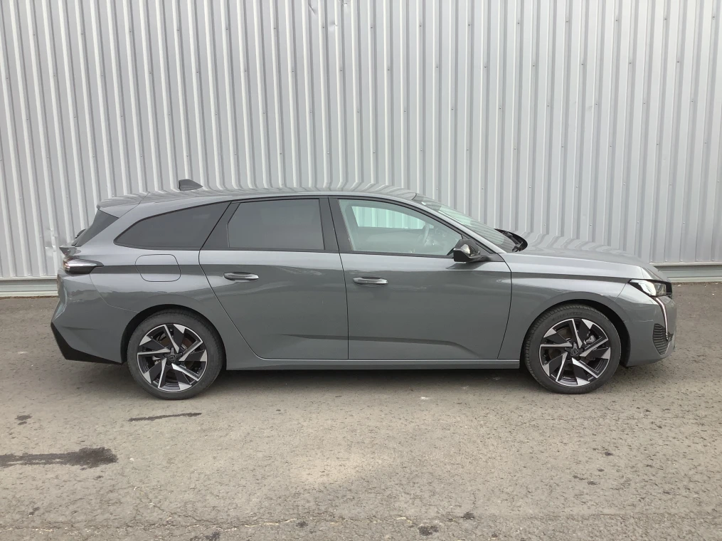 Peugeot 308 SW Hybrid 145 e-DCS6 Allure