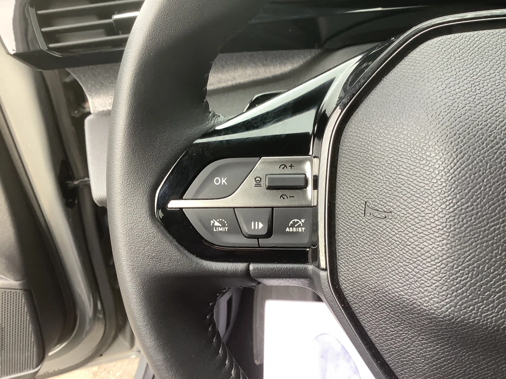 Peugeot 308 SW Hybrid 145 e-DCS6 Allure