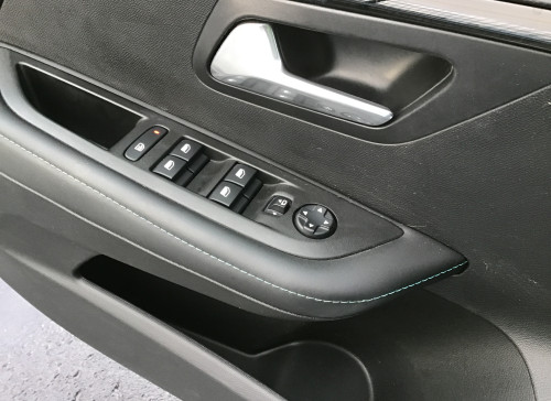 Peugeot 208 PureTech 100 S&S BVM6 Allure Pack