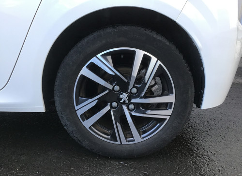 Peugeot 208 PureTech 100 S&S BVM6 Allure Pack